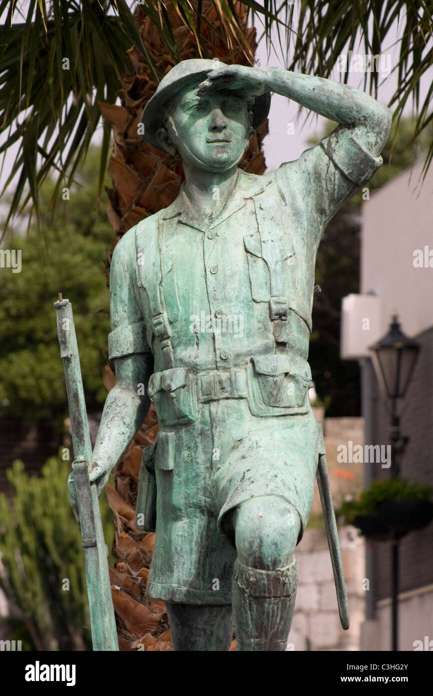 Statue von Gibraltar Defense Force Soldier, Kasematten Square, Gibraltar Stockfoto
