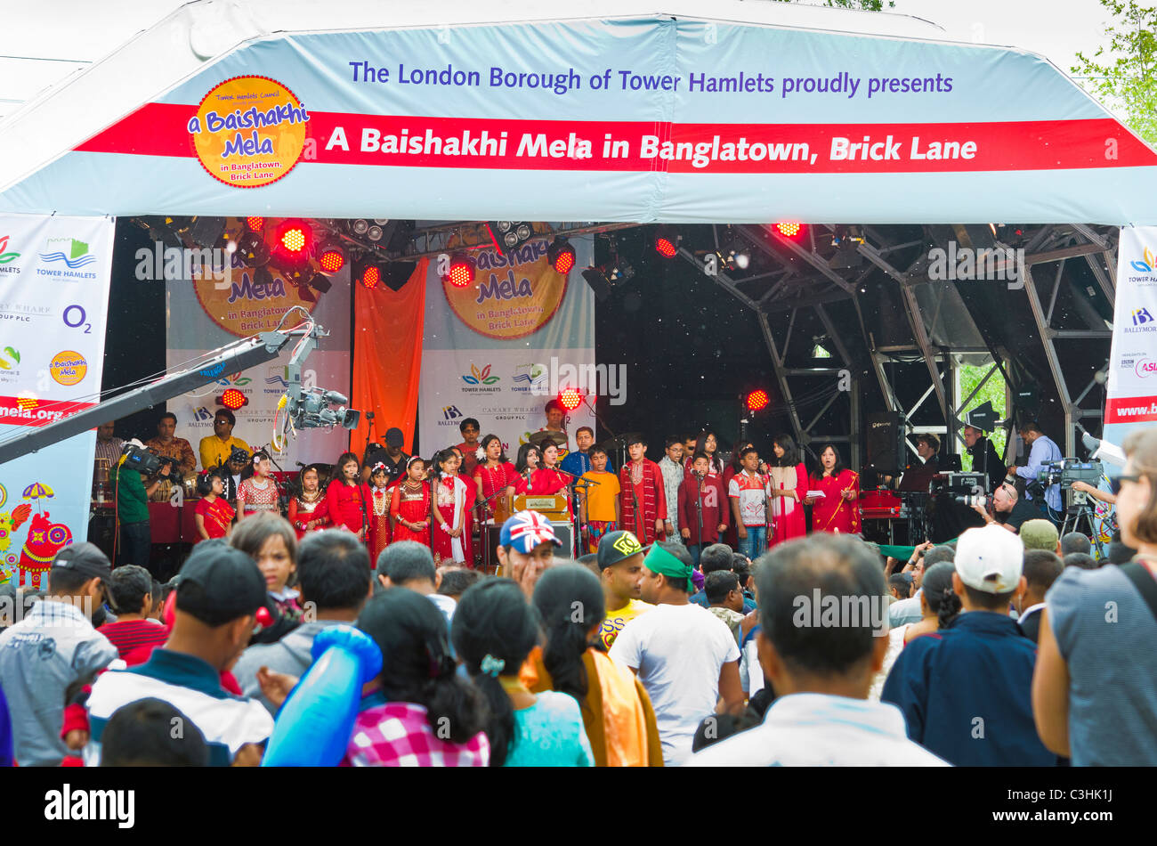 Bashakhi Mahlzeit Banglatown indischen Kleid London UK Stockfoto