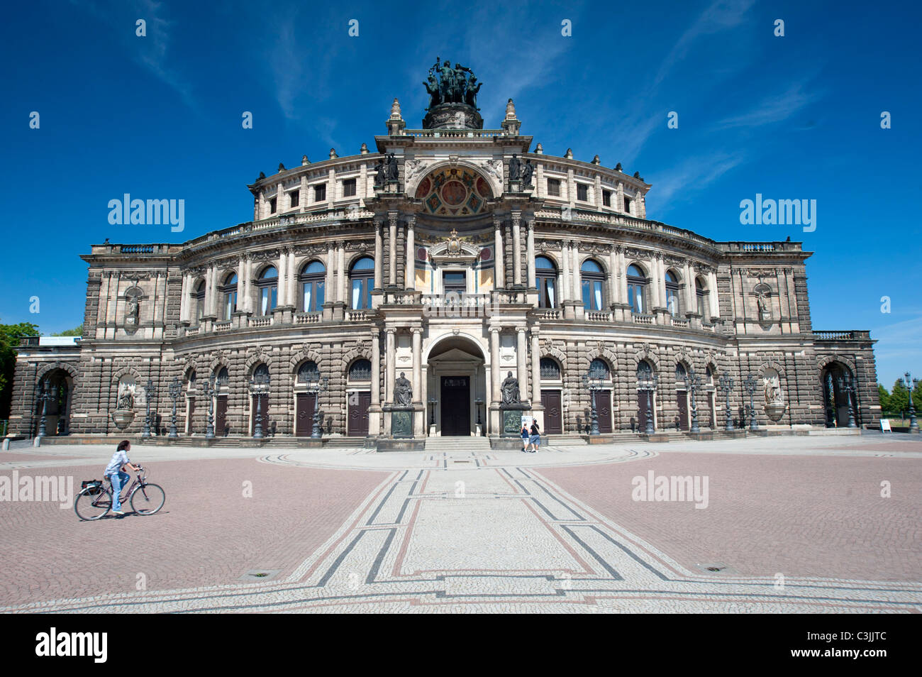 Das Opernhaus Semperoper in Dresden Sachsen Deutschland Stockfoto