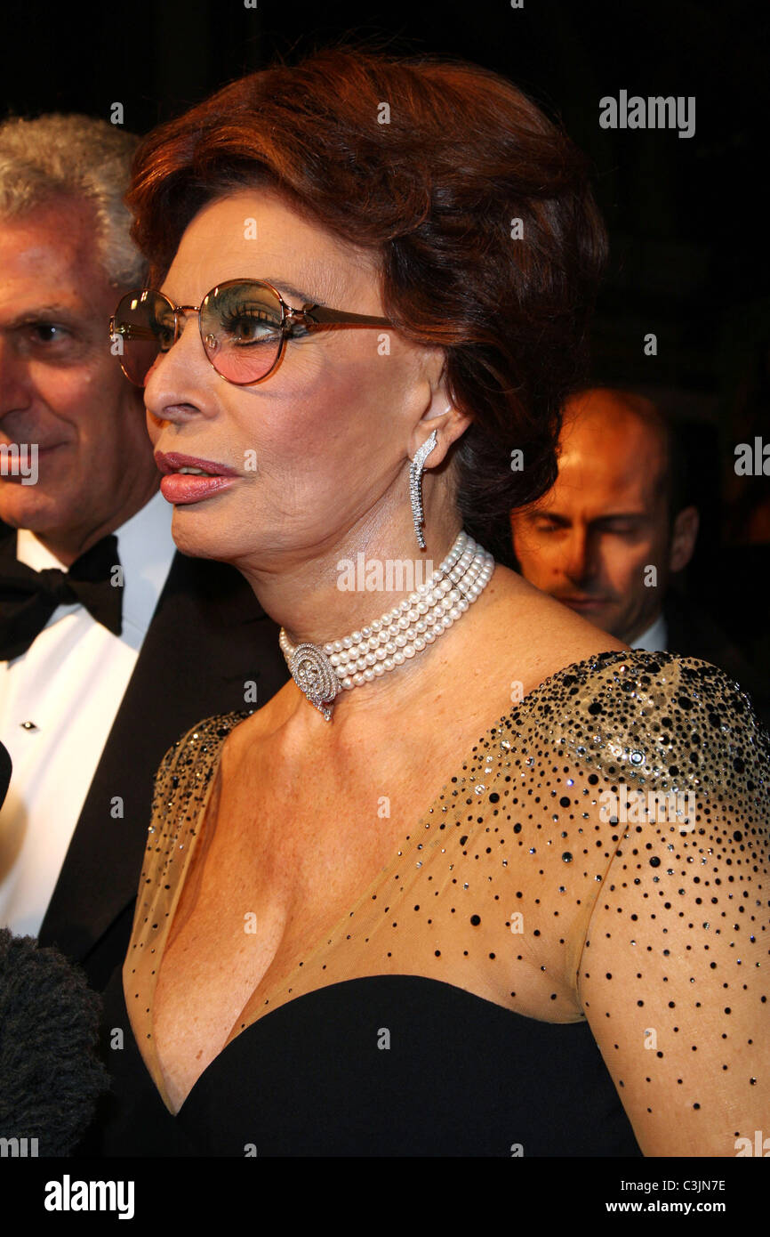 Sophia loren launch pirelli calender Fotos und Bildmaterial in hoher