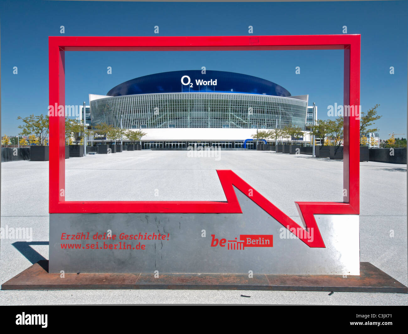 O2 World Berlin Stockfotos und -bilder Kaufen - Alamy