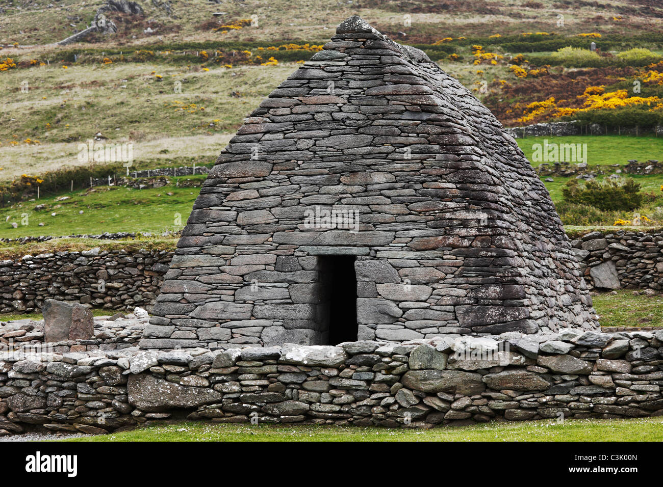 Irland, County Kerry, Blick auf Gallarus Oratorium Stockfoto