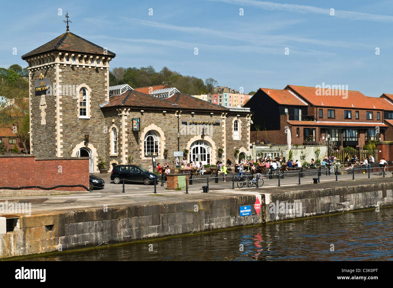 Dh Hotwells Bristol Bristol Bristol City Docks DOCKS Schwimmenden Hafen Kai Public House Harbourside pub Stockfoto