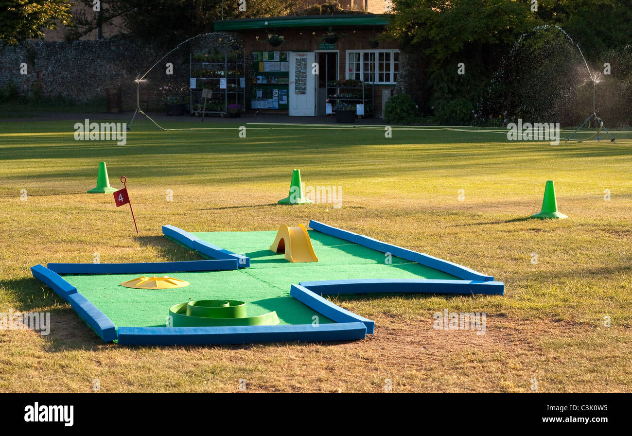 Minigolf in einem park Stockfoto
