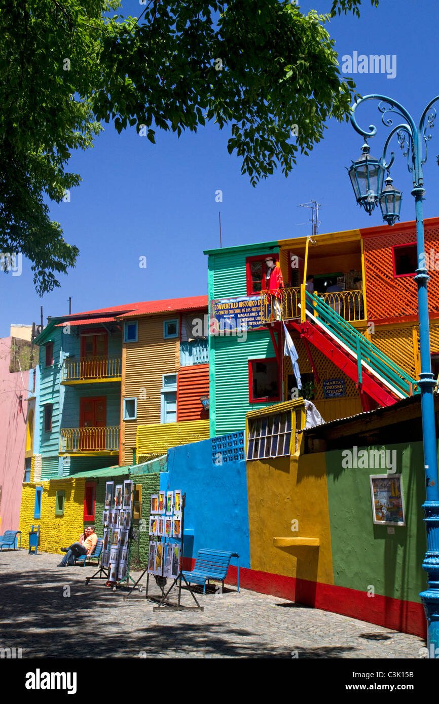 Bunte Gebäude im Bereich La Boca in Buenos Aires, Argentinien. Stockfoto