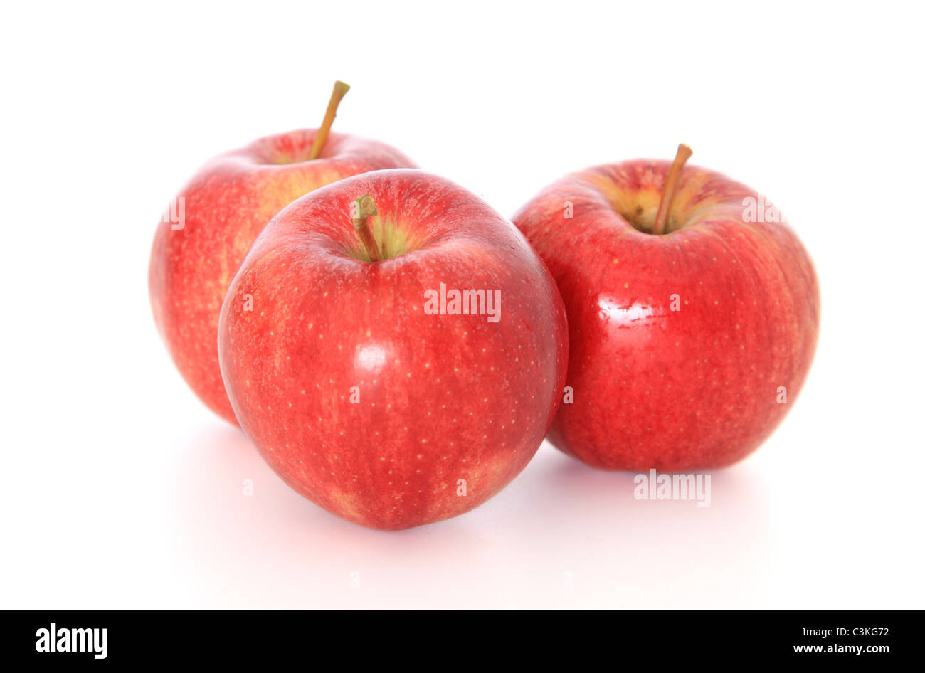 Feine rote Äpfel. Alle auf weißem Hintergrund. Stockfoto