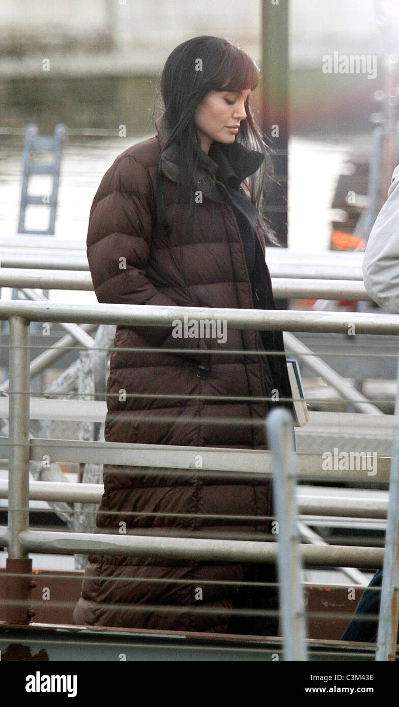 Angelina Jolie auf der Manhattan-set ihres neuen Films "Salt" New York City, USA - 30.12.09 Stockfoto