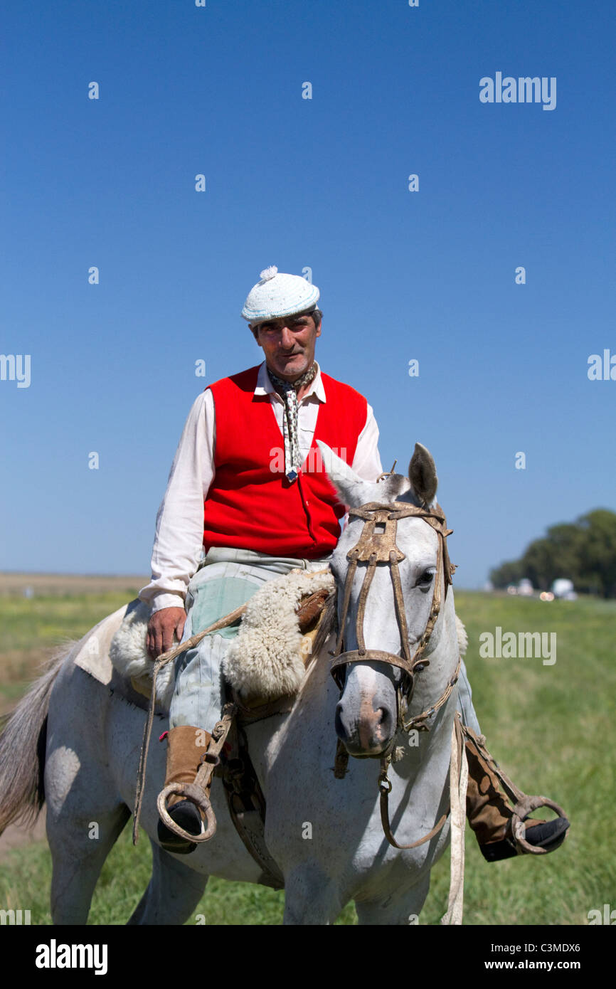 Gaucho Reiten Reiten auf der Pampas von Argentinien. Stockfoto