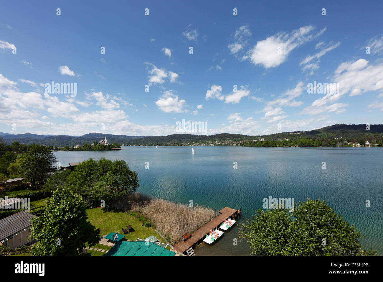 Österreich, Kärnten, Maria Wörth, View of Lake Woerth Stockfoto