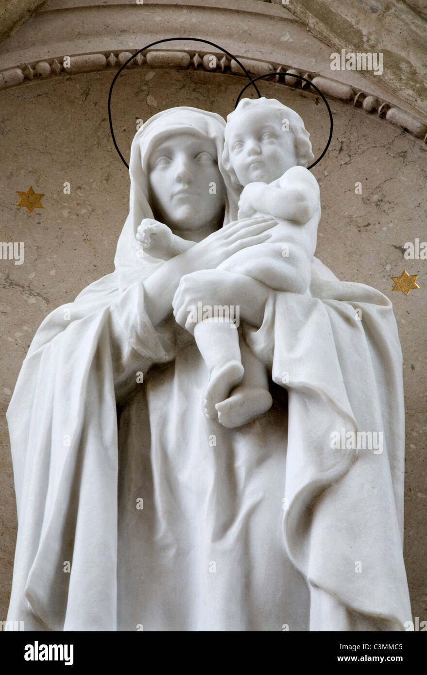 Mariazell - Statue der Heiligen Maria von der Basilika Stockfoto