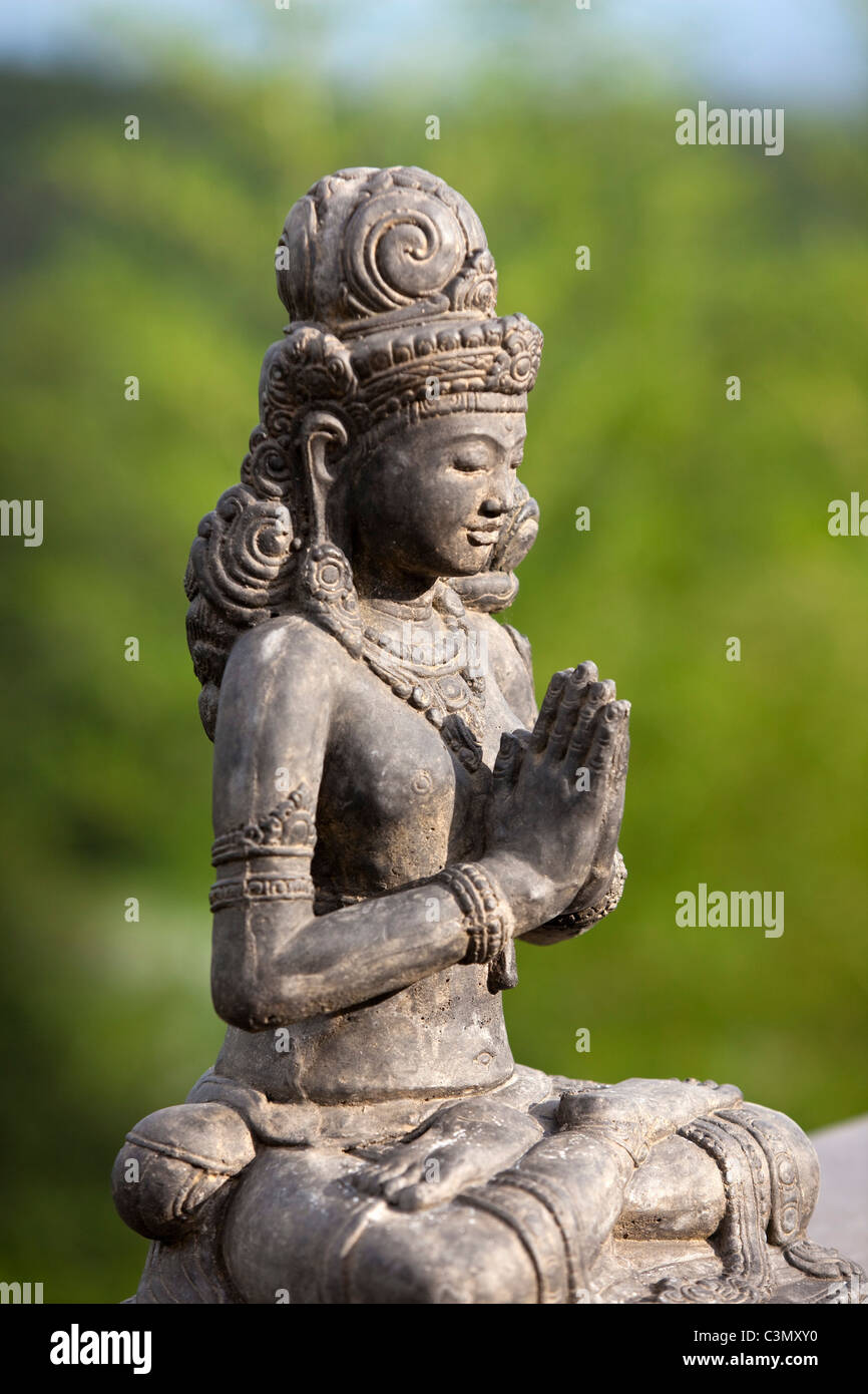 Indonesien, Insel Bali, Blimbing oder Belimbing, Kedun Resort. Die Statue. Stockfoto