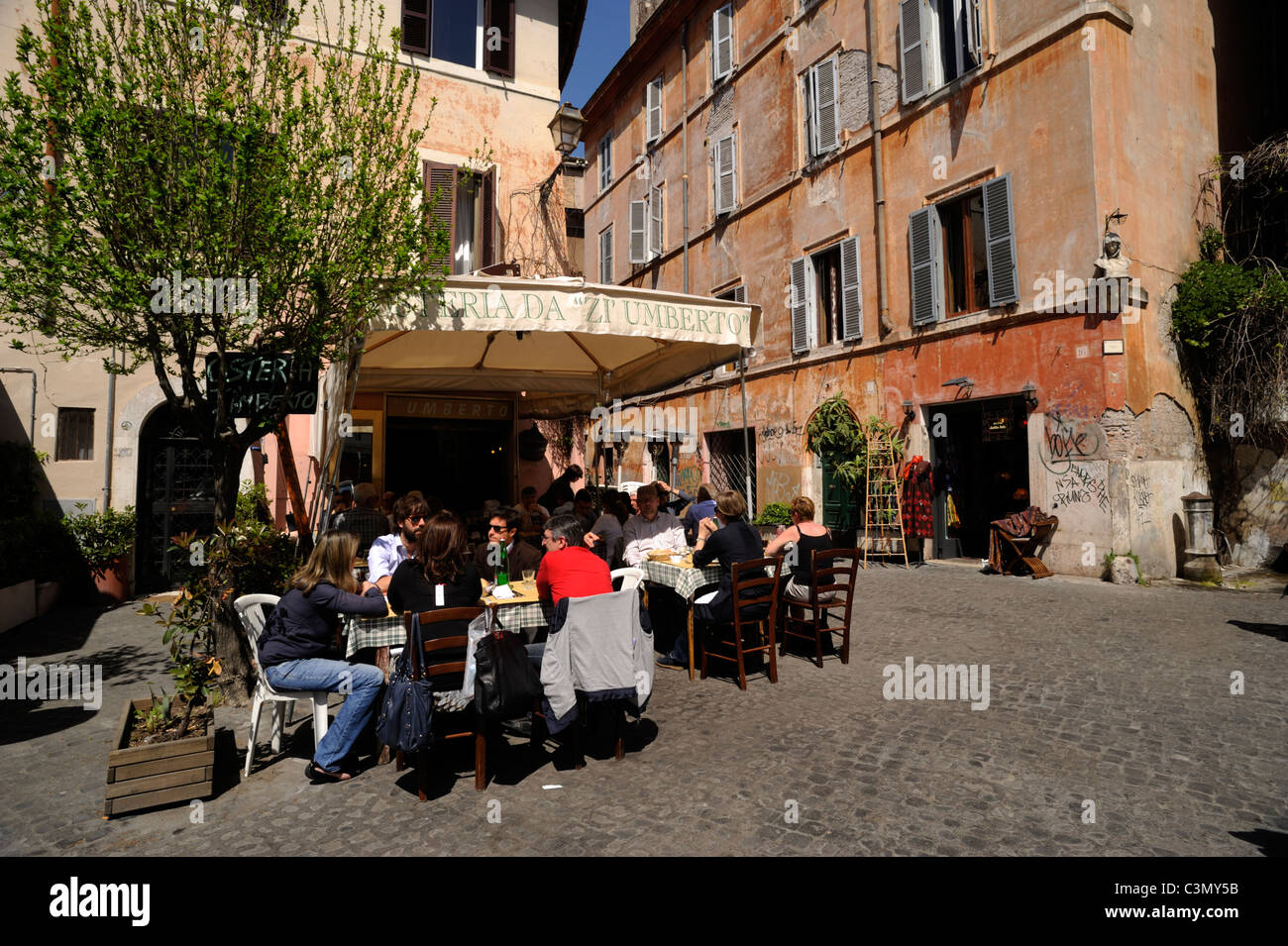 Italien, Rom, Trastevere, die Piazza San Giovanni della Malva, Restaurant Stockfoto