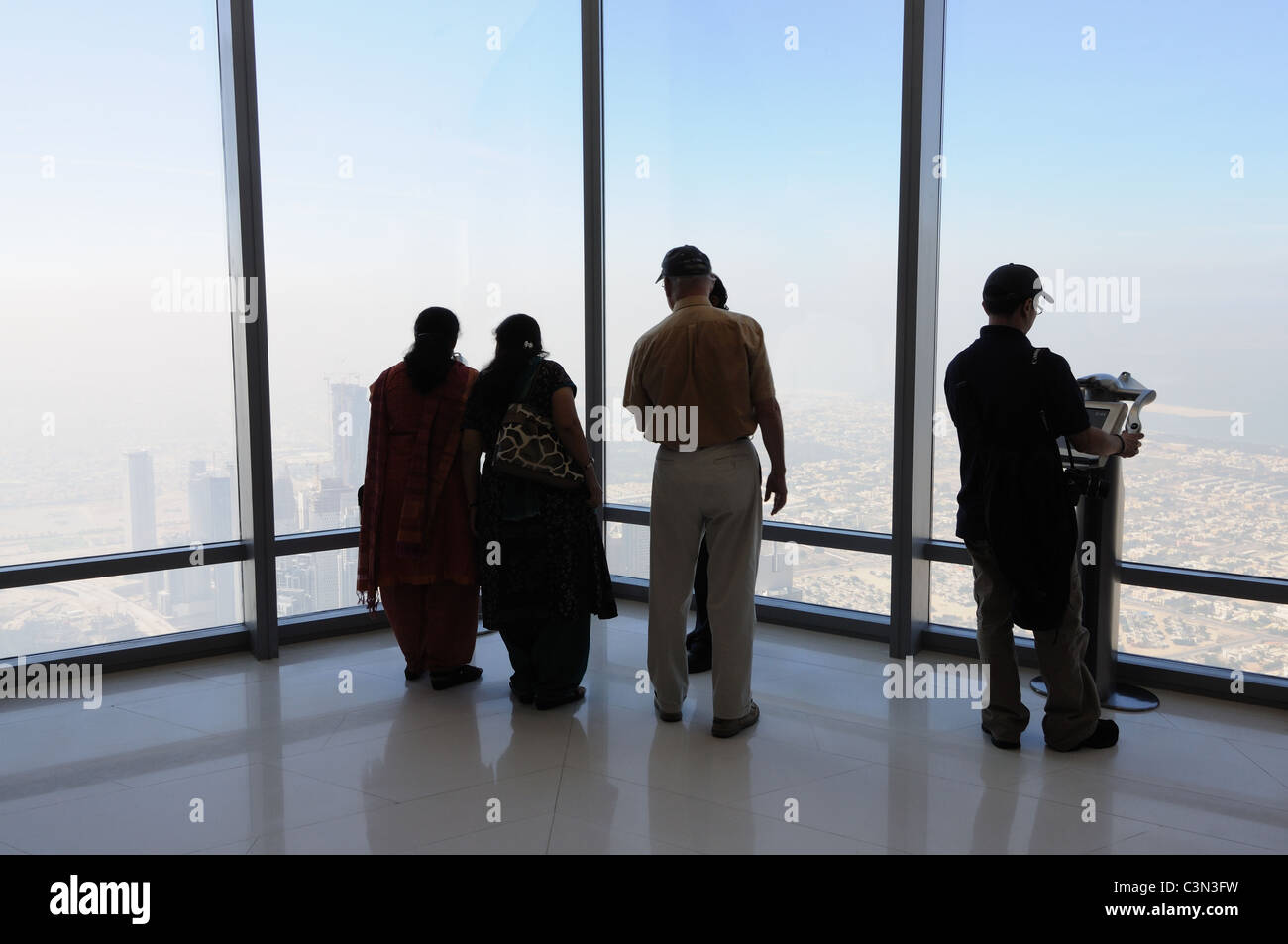 An der Spitze - Aussichtsplattform des Burj Khalifa, Vereinigte Dubai Arabische Emirate Stockfoto