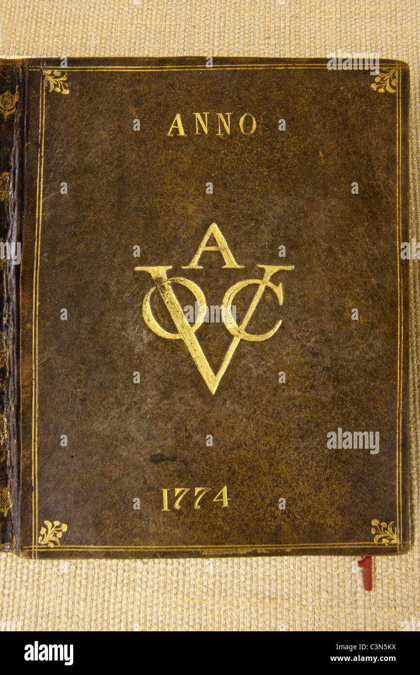 Südafrika, Western Cape, Stellenbosch, Kruithuis oder Pulverturms. Cover der vermutlich ehemaligen Tagebuch mit VOC Inschrift. Stockfoto