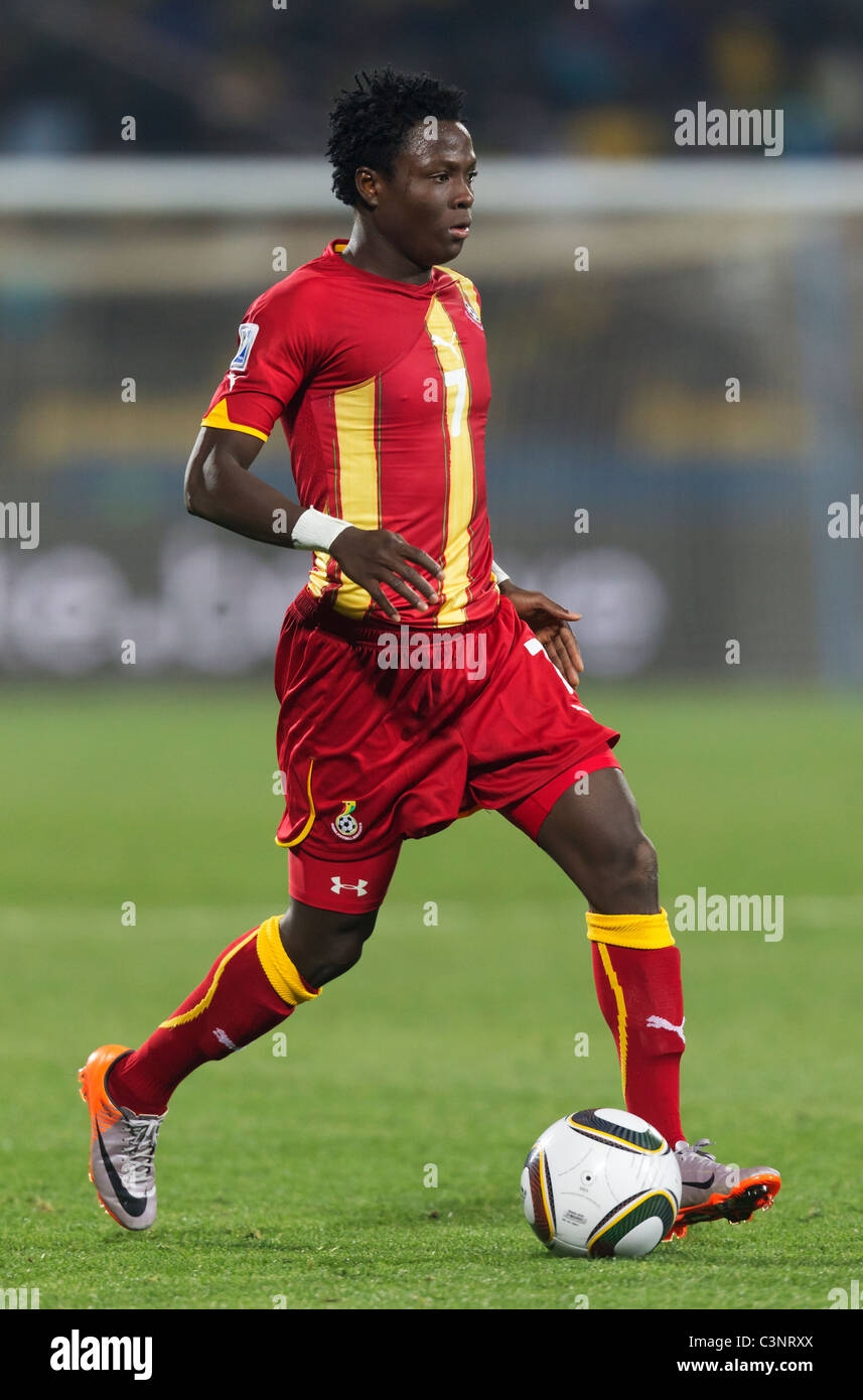 Samuel Inkoom von Ghana steuert den Ball bei einem FIFA World Cup Runde 16 Match 26. Juni 2010 gegen die Vereinigten Staaten. Stockfoto