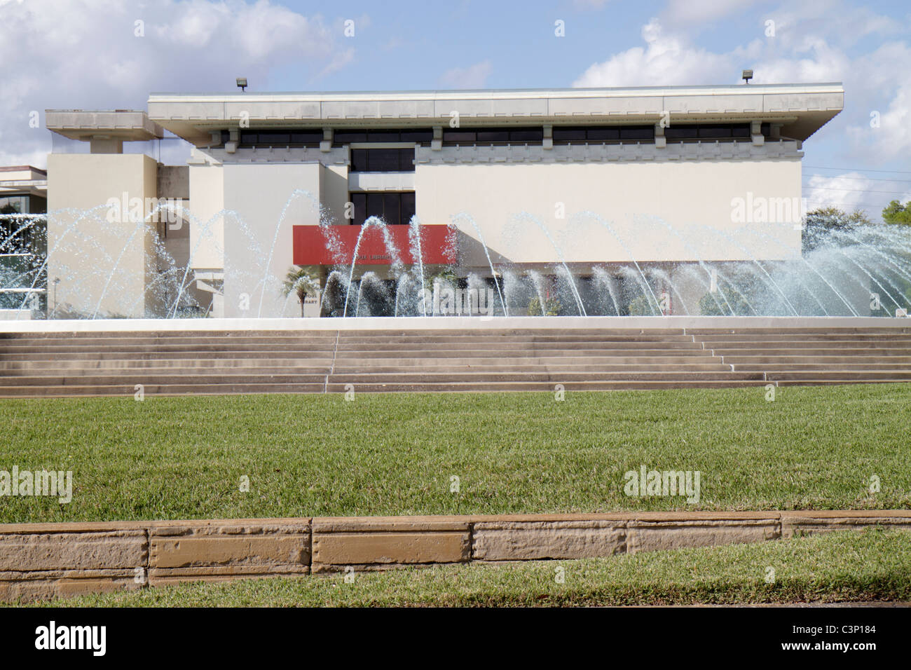 Lakeland Florida, Florida Southern College, Frank Lloyd Wright, Architektur, Architektur, Design, beeinflusst, Bibliothek, Wasserkuppel, Brunnen, Besucher reisen Stockfoto