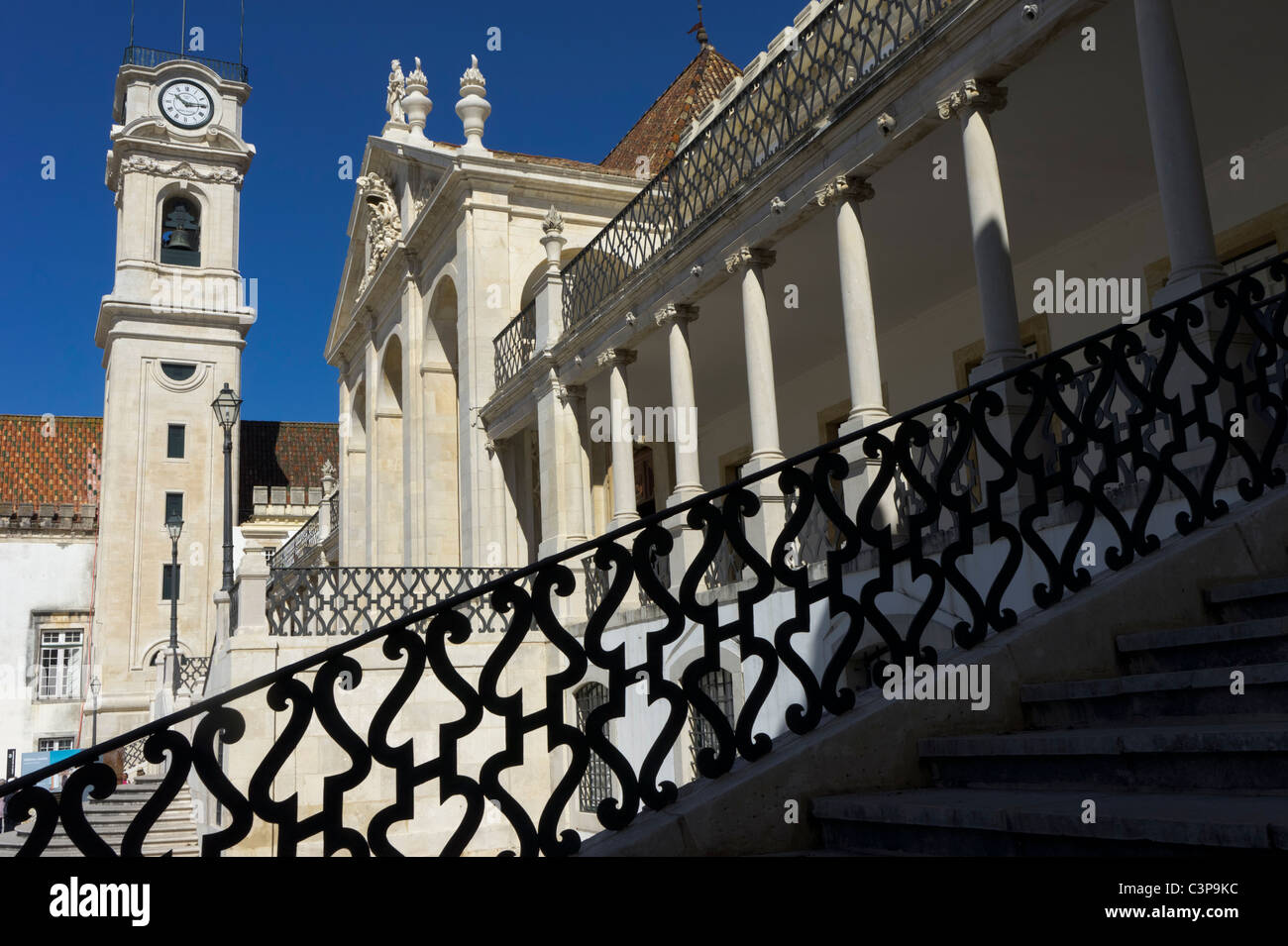 Universität von Coimbra, Via Latina und Turm, Coimbra, Portugal Stockfoto