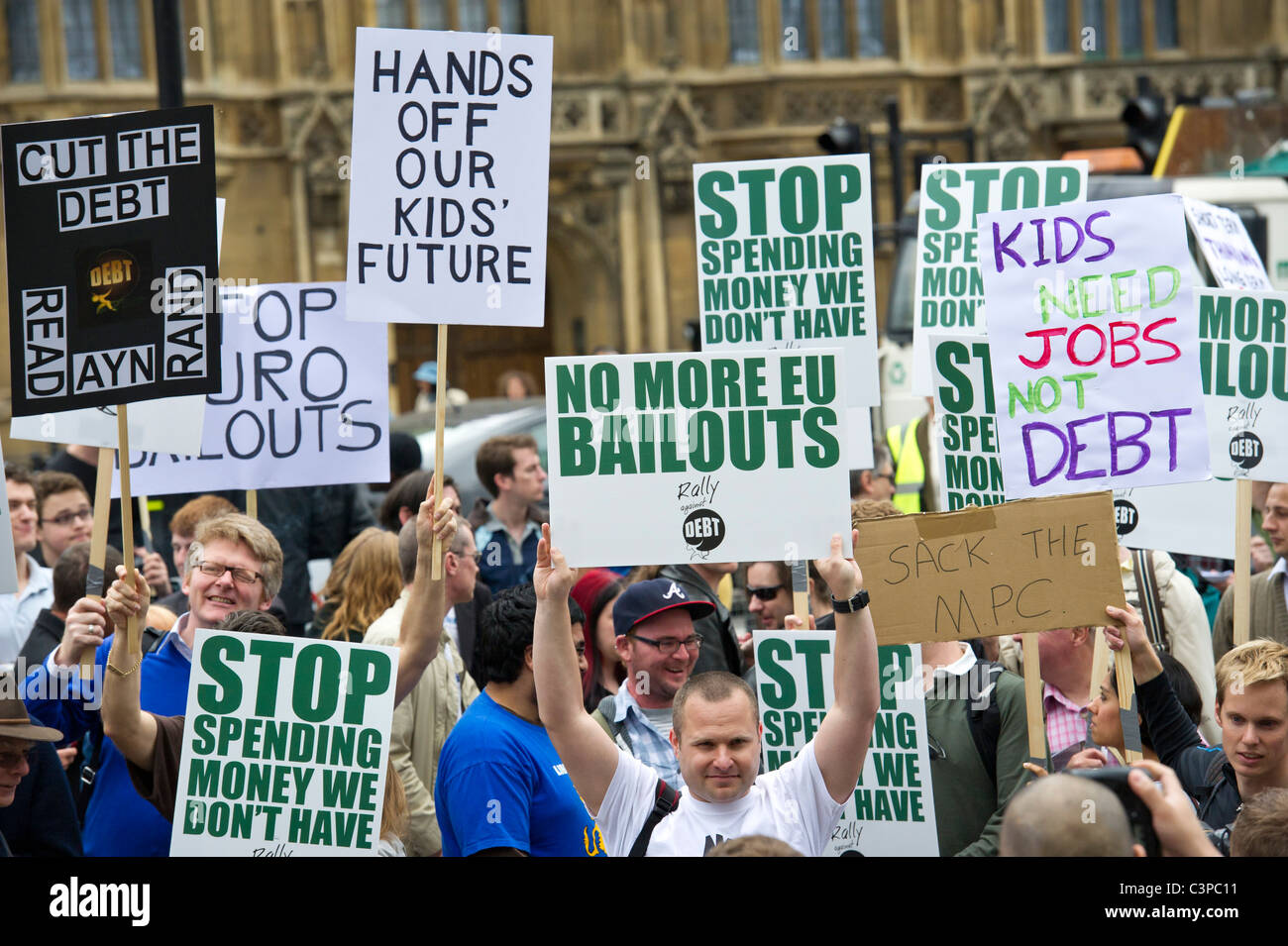 Ein Protest organisiert vom Steuerzahler Alliance Anforderungen schneller Abbau zur Verringerung des Defizits UK. Stockfoto