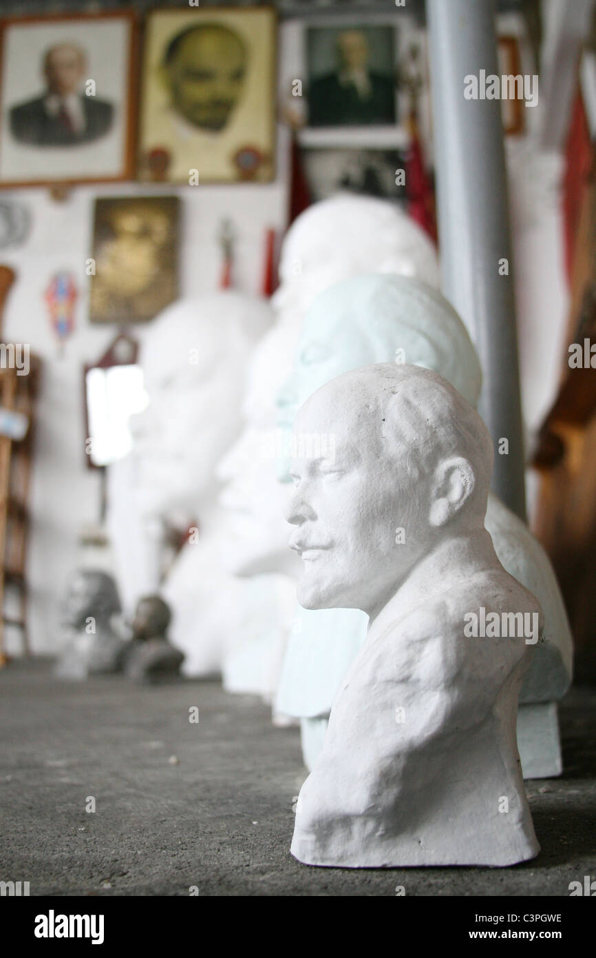 Büste von Lenin im Museum der alten Sachen in Kiew Stockfoto