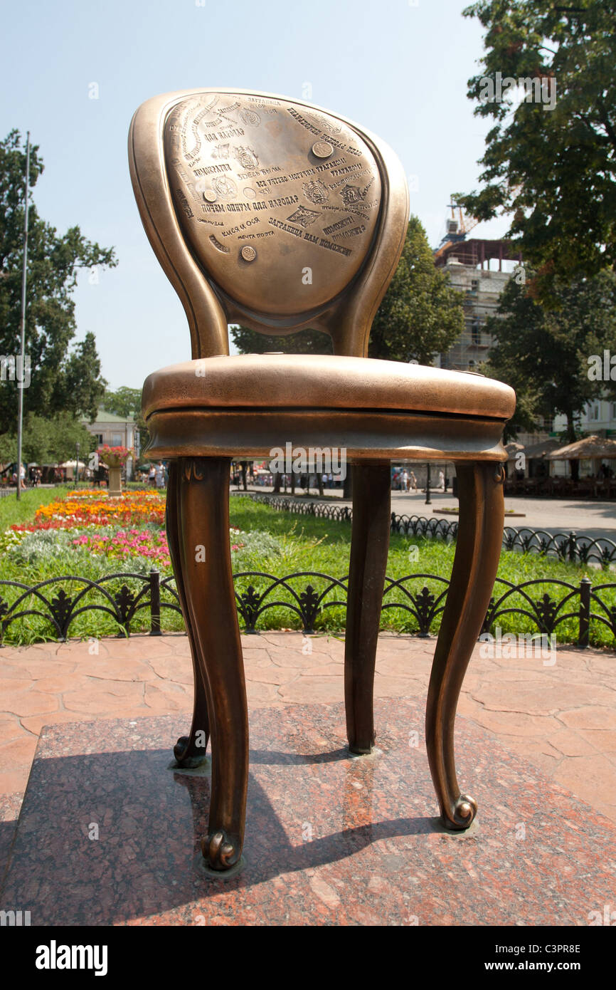 Die zwölfjährige Stuhl-Denkmal in Odessa Stockfoto