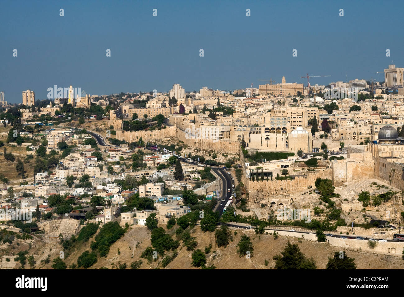 Blick auf Jerusalem vom Tempel auf dem Berg in der Altstadt von Jerusalem. Stockfoto