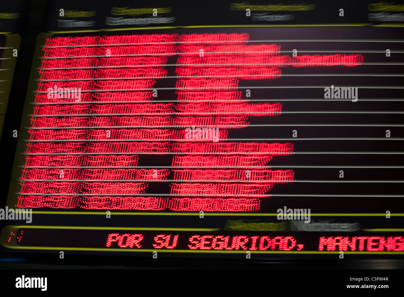 Reise Information Signal Estacion Sur de Autobuses, Madrid, Spanien. Stockfoto