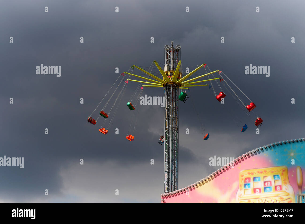 Deutschland, Hamburg, Ansicht des Karussells auf Messe Stockfoto