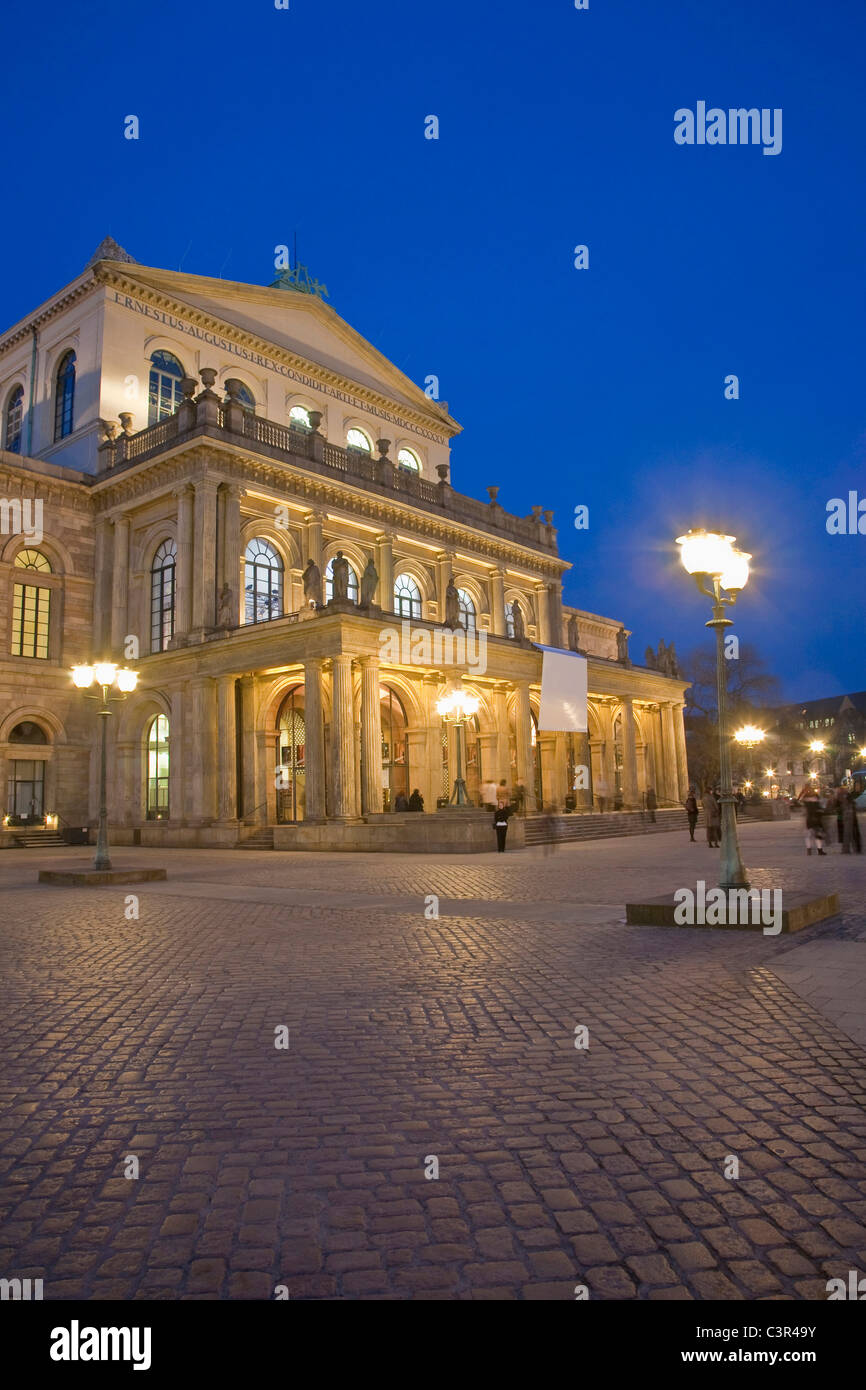 Oper hannover Fotos und Bildmaterial in hoher Auflösung Alamy