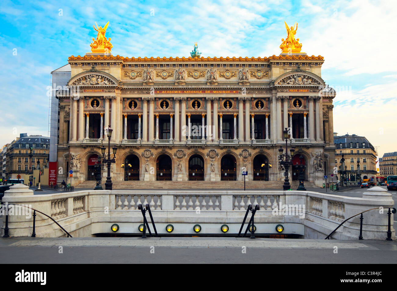 Fassade der Oper oder des Palais Garnier. Paris, Frankreich. Stockfoto