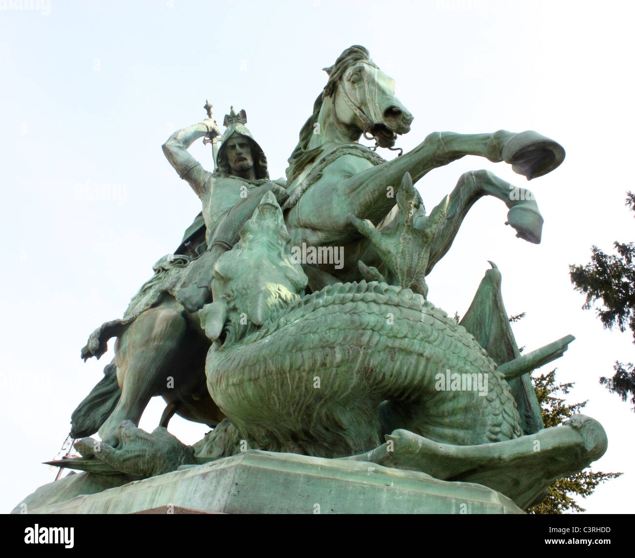 St George töten den Drachen Skulptur Stockfoto