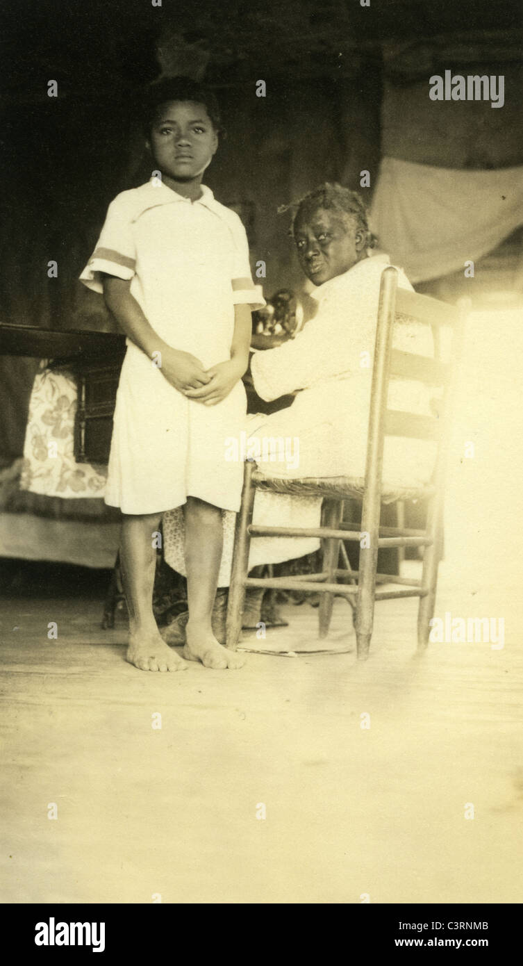 afrikanische amerikanische schwarze Kinder Pächter 1930er Jahren Weltwirtschaftskrise extremer Armut Rassismus zwei Portraits Stockfoto