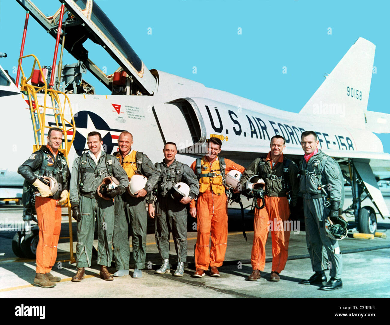 Die ursprünglichen sieben Mercury Astronauten während des Trainings am NASA Langley Research Center Projekt Mercury. Stockfoto