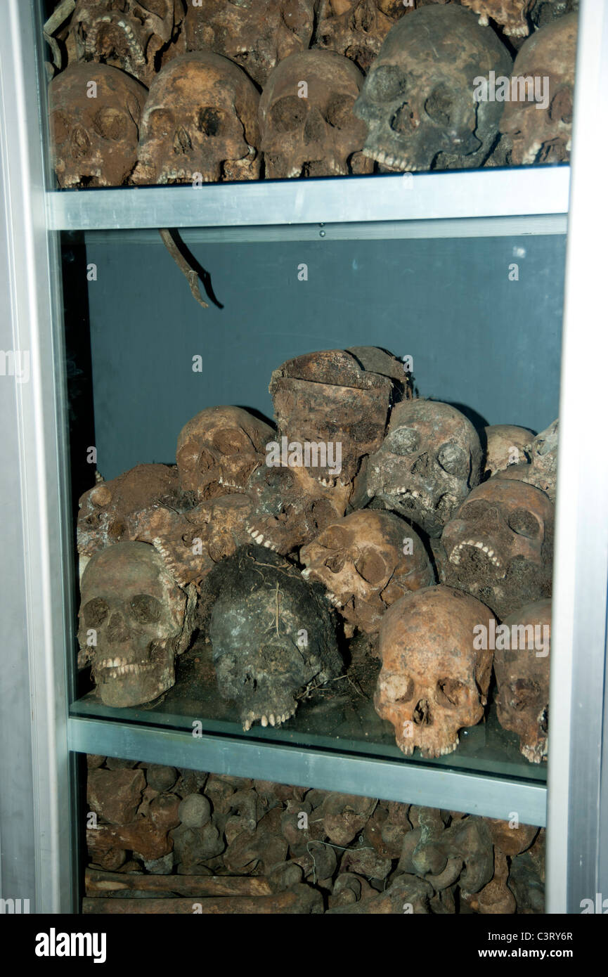 Skelette aus dem Völkermord unter der Derg, Red Terror Martyrs Memorial Museum, Addis Ababa, Äthiopien Stockfoto