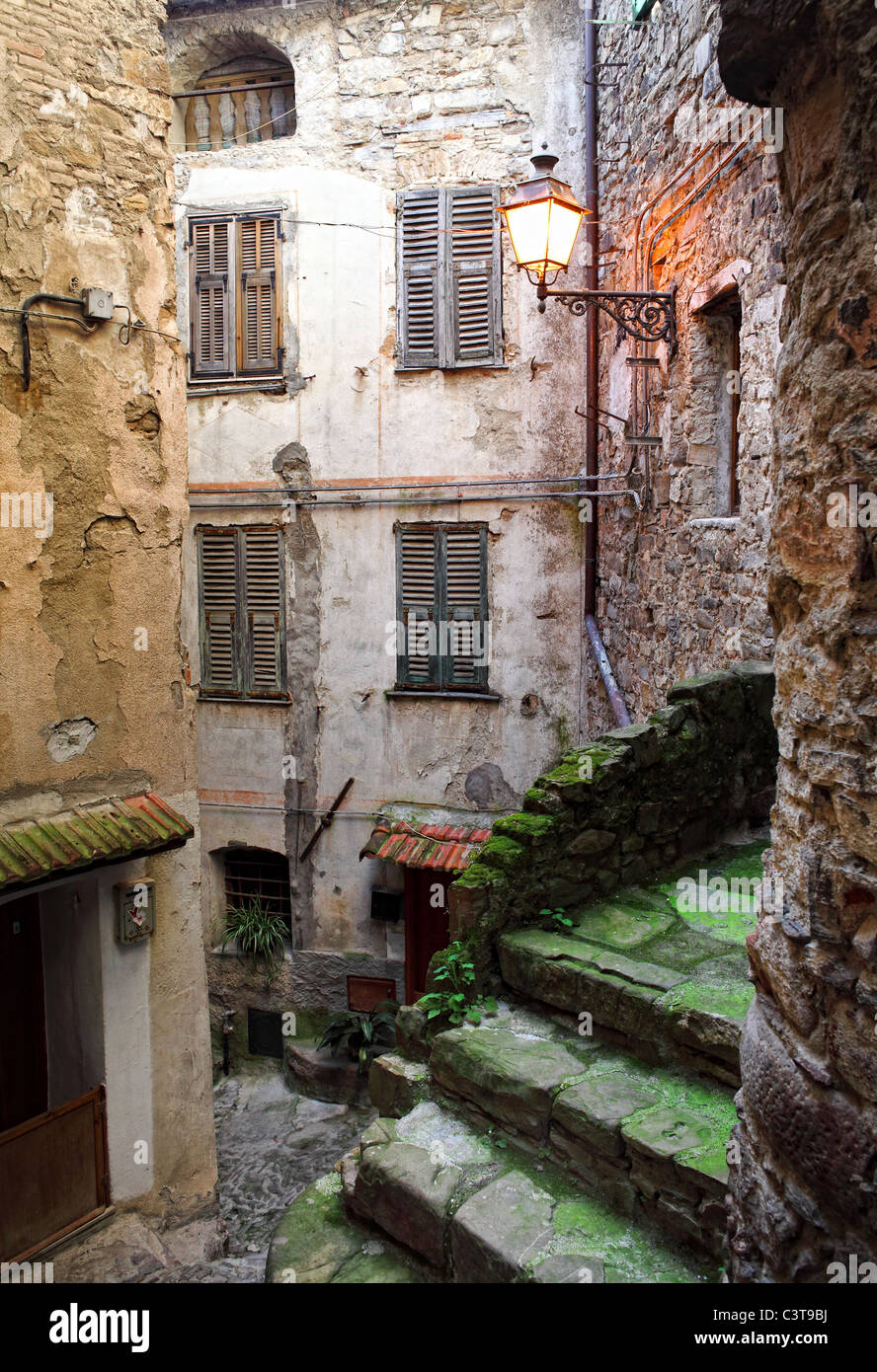 Street View von Apricale Italien Stockfoto