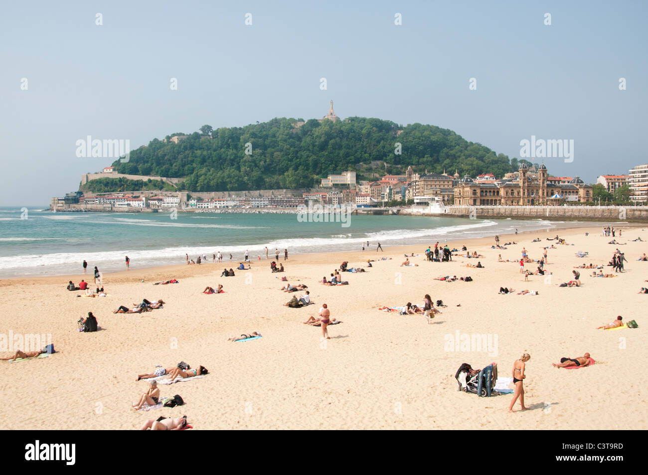 Playa De La Concha San Sebastian Spanien baskische Land Strand Meeressand Stockfoto