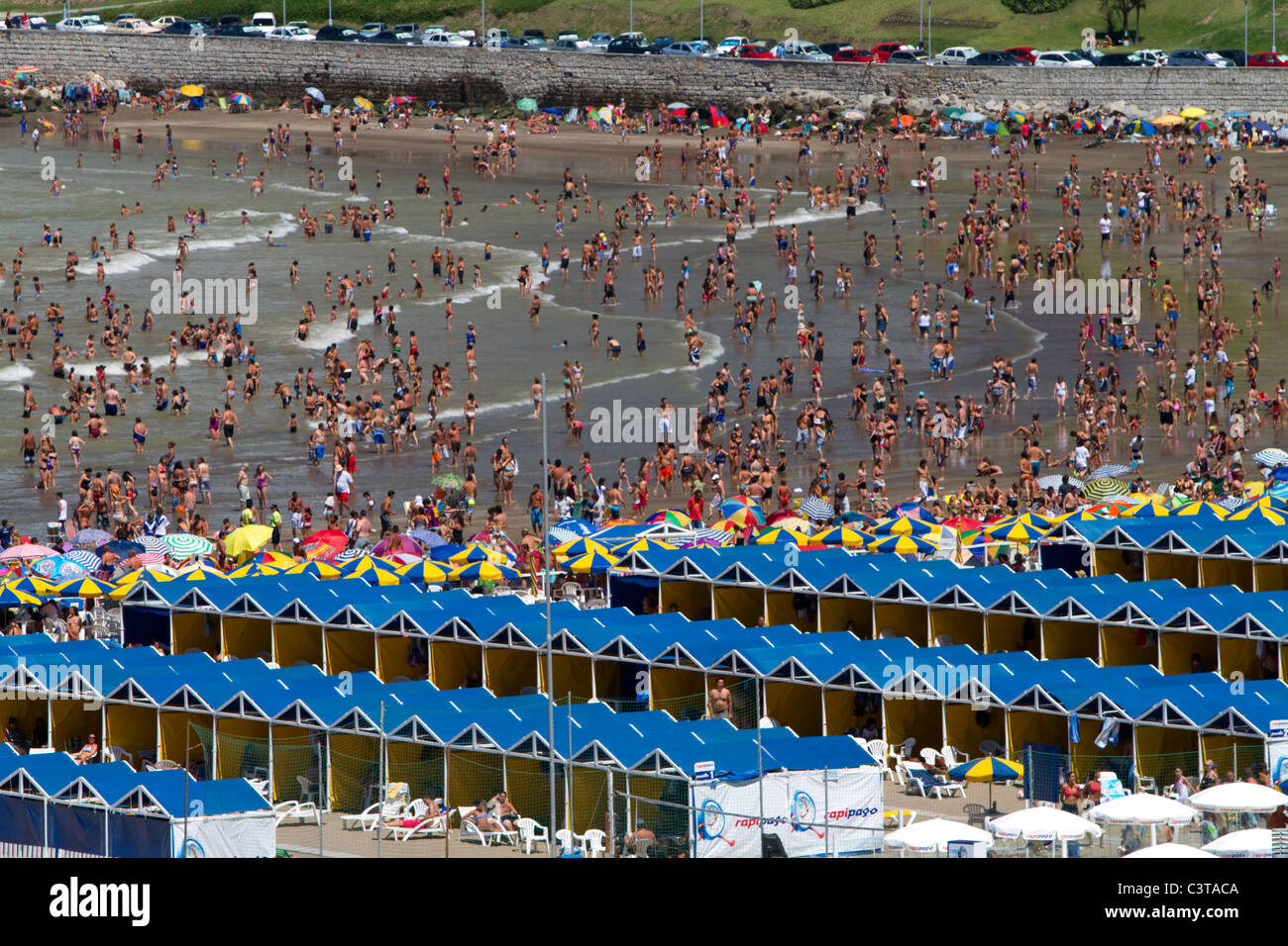Strand-Szene in Mar Del Plata, Argentinien. Stockfoto