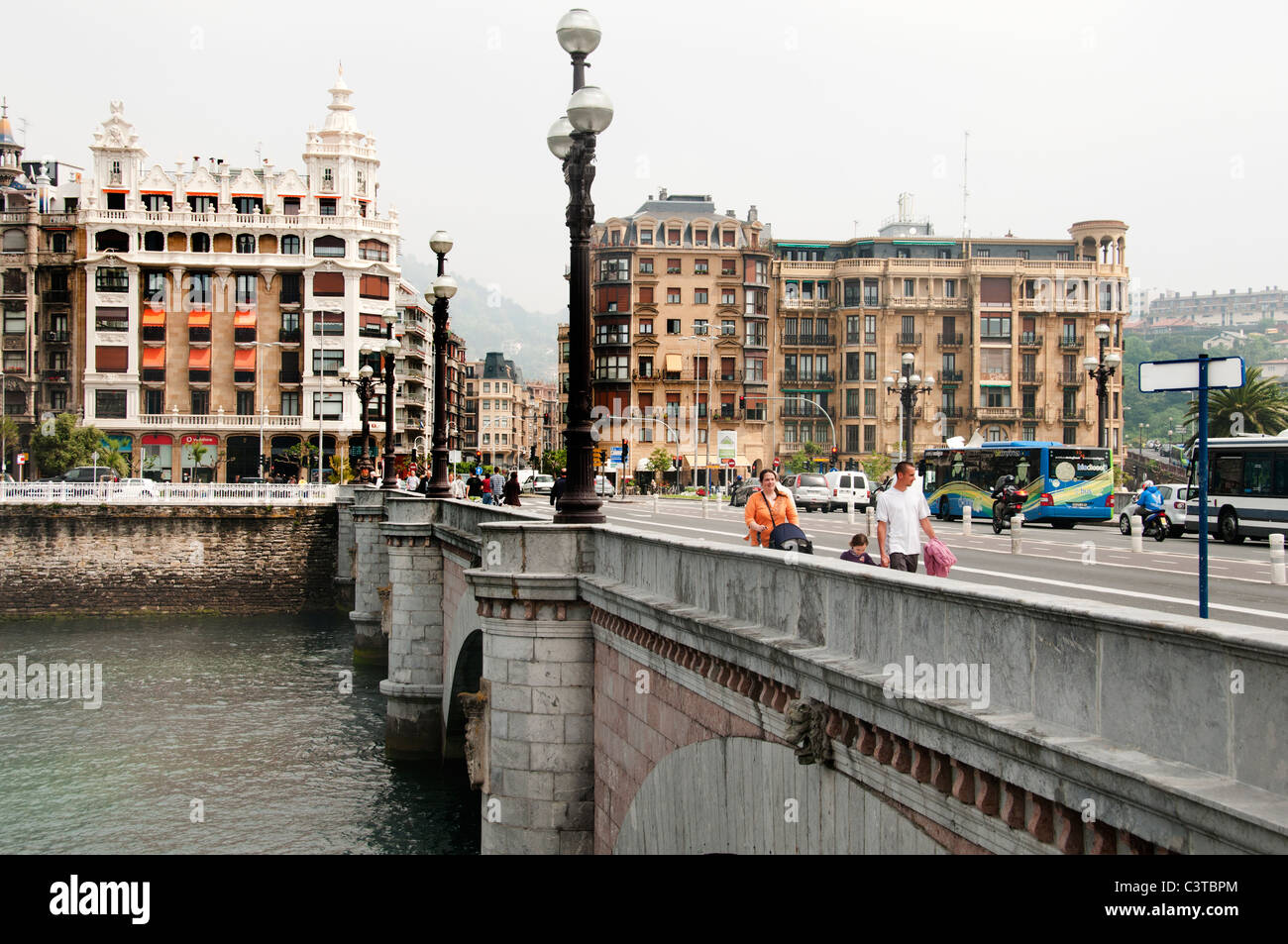 Puente de Zurriola San Sebastian Spanien spanische Baskenland Stadt Stockfoto