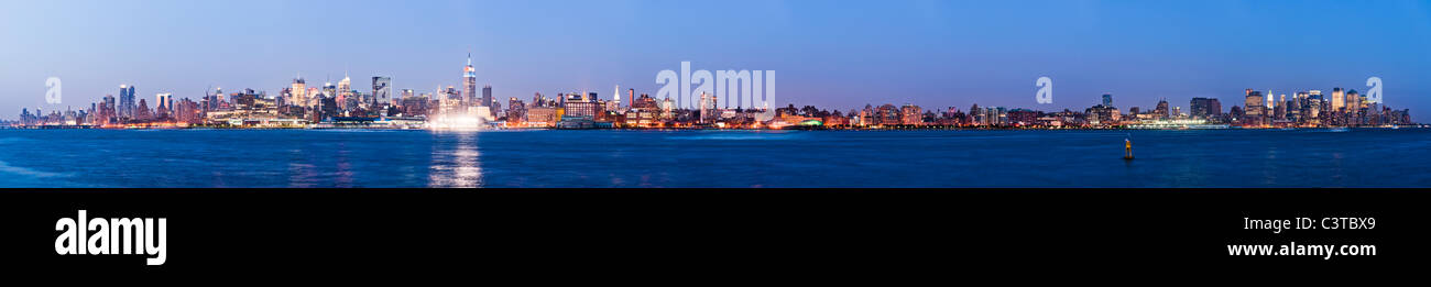 2010 voll NewYork Skyline und Hudson River Stockfoto