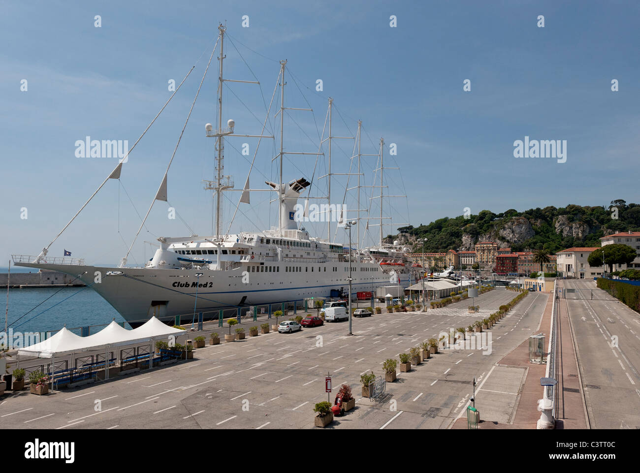 Die Club Med 2-Kreuzfahrtschiff in Nizza an der Côte d ' Azur, Frankreich angedockt. Stockfoto