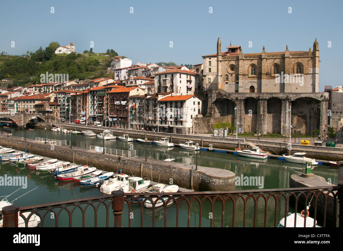 Ondarroa Spanien alten spanischen Hafen Fischerhafen Stockfoto