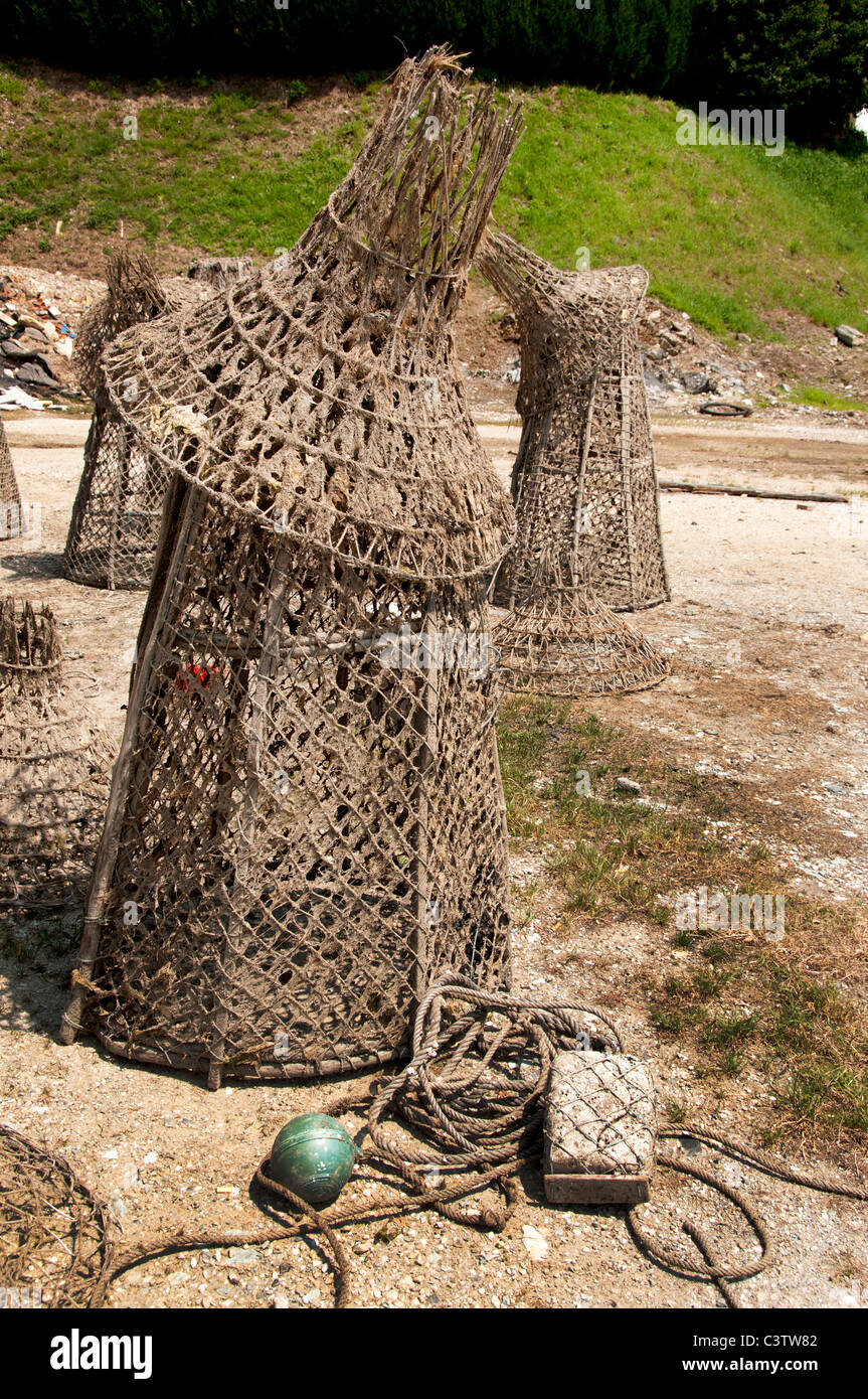 Crabs trap Fotos und Bildmaterial in hoher Auflösung Alamy