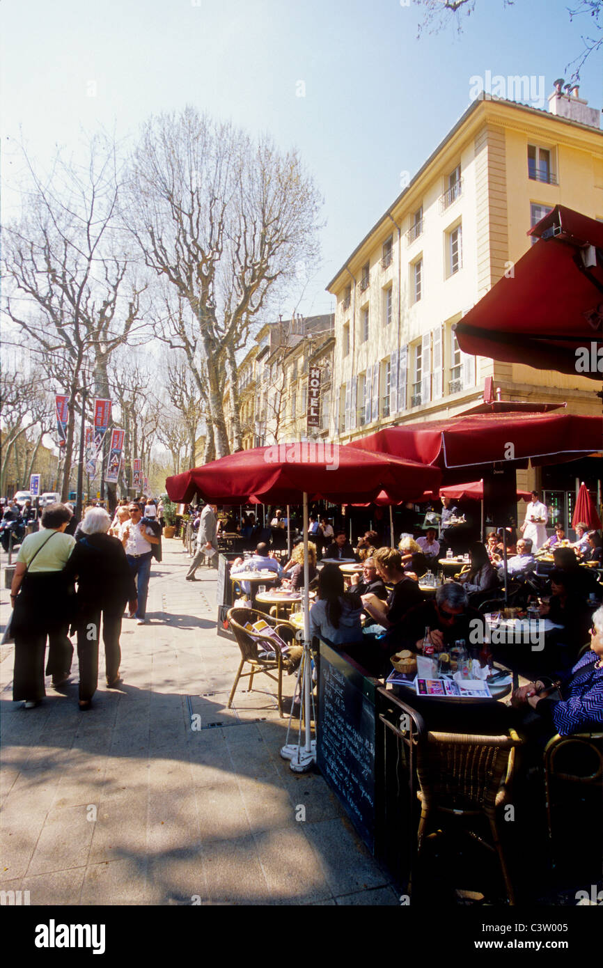 Lebendige Straßenszene in Aix-En-Provence Stockfoto