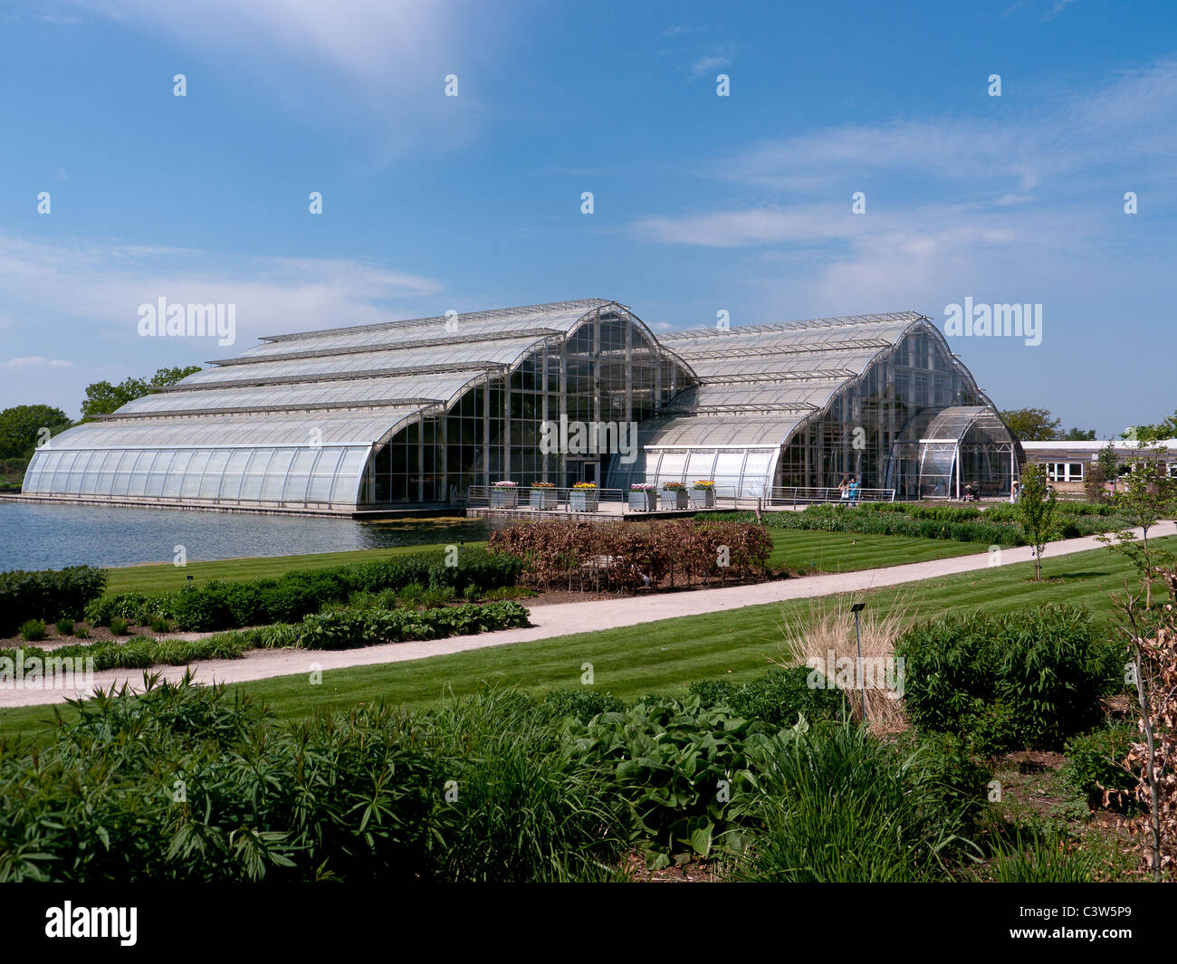 Das tropische Gewächshaus in den Royal Horticultural Society Gärten, Wisley, UK Stockfoto