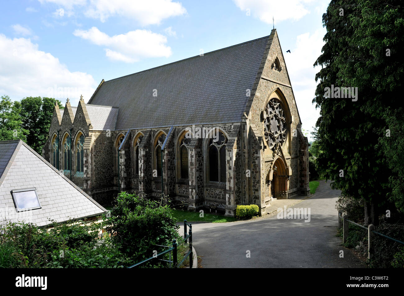 St. Wulstan römisch-katholische Kirche, wenig Malvern, Worcestershire, wo der Komponist Sir Edward William Elgar begraben liegt. Stockfoto