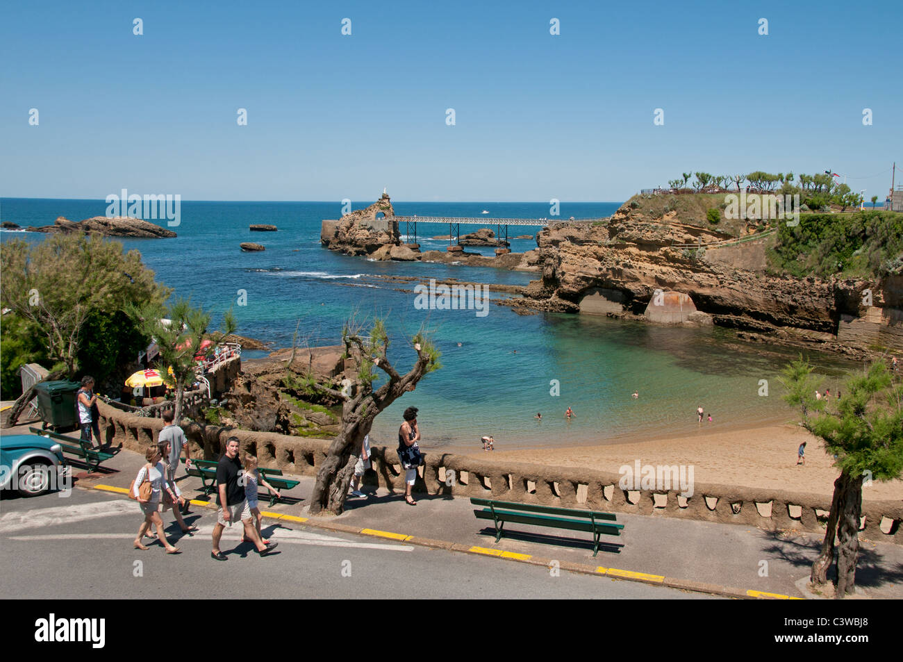 Frankreich Französisch Biarritz alten Hafen Felsen Meer der Plage du Port-Vieux Pyrenäen Atlantiques Aquitaines Flut Ebbe Fluss Stockfoto