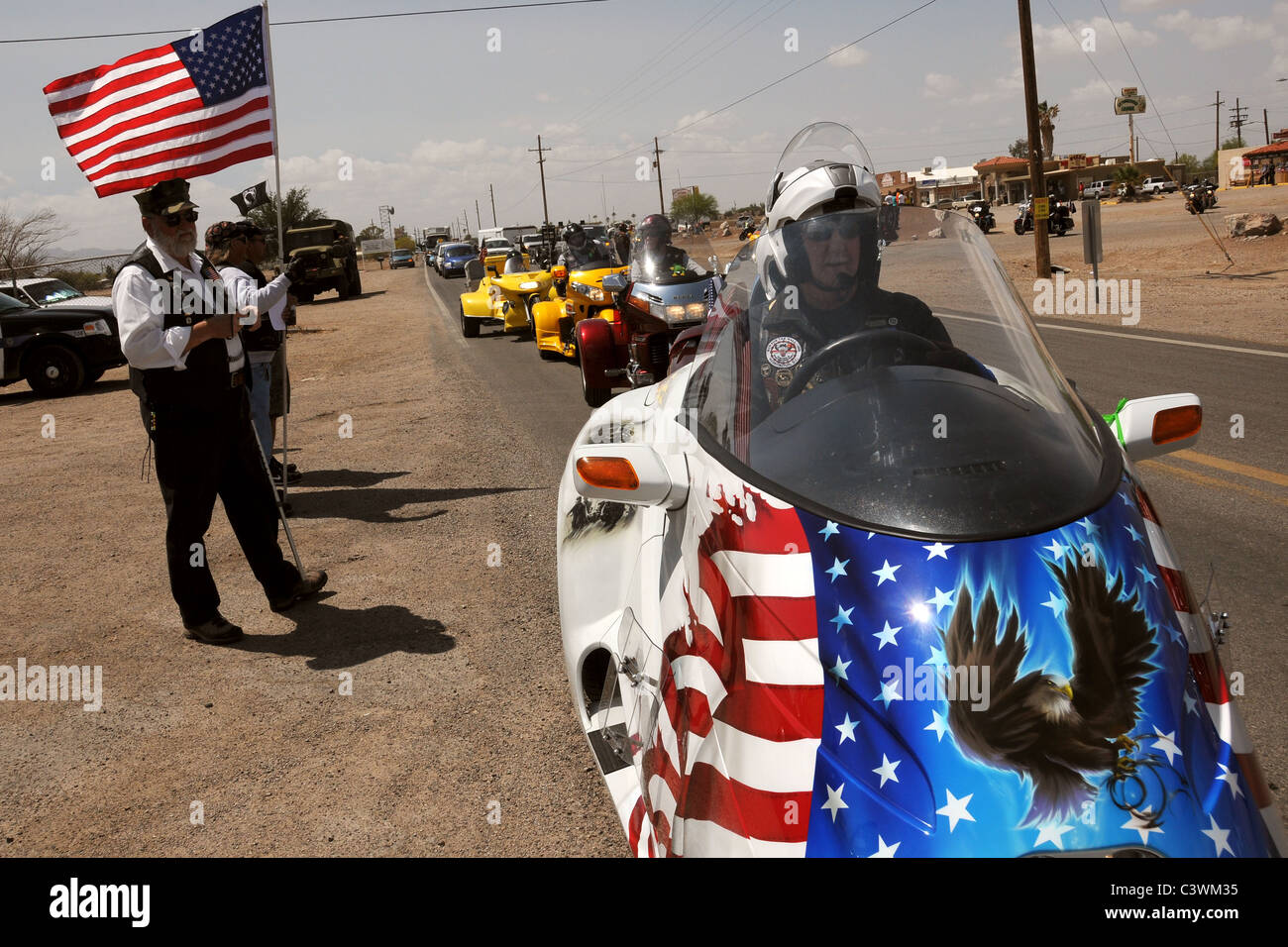 Teilnahme an der Haltestelle laufen für The Wall in Marana, Arizona, USA, auf ihrer Reise nach Vietnam Memorial in Washington D.C. Stockfoto