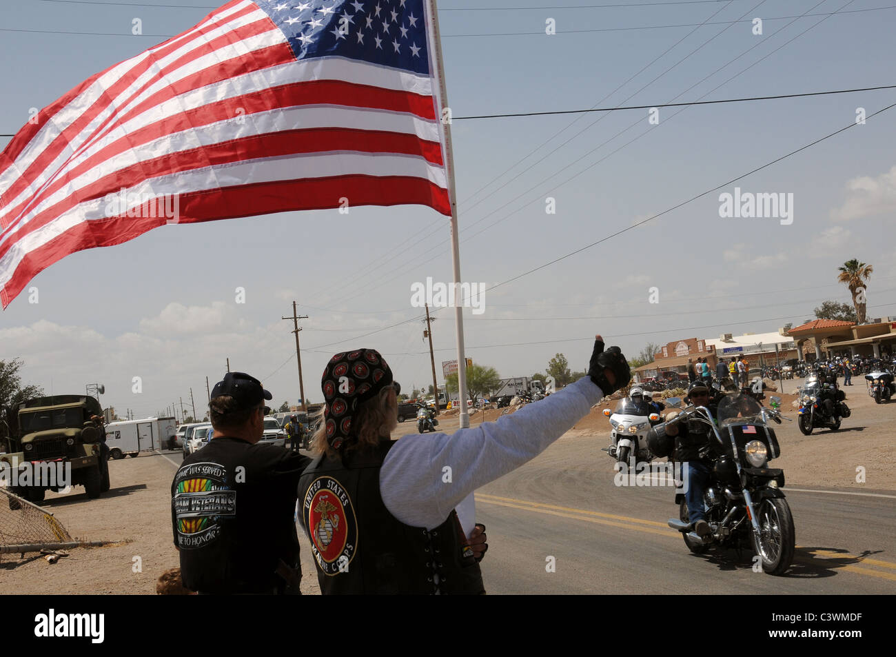 Teilnahme an der Haltestelle laufen für The Wall in Marana, Arizona, USA, auf ihrer Reise nach Vietnam Memorial in Washington D.C. Stockfoto