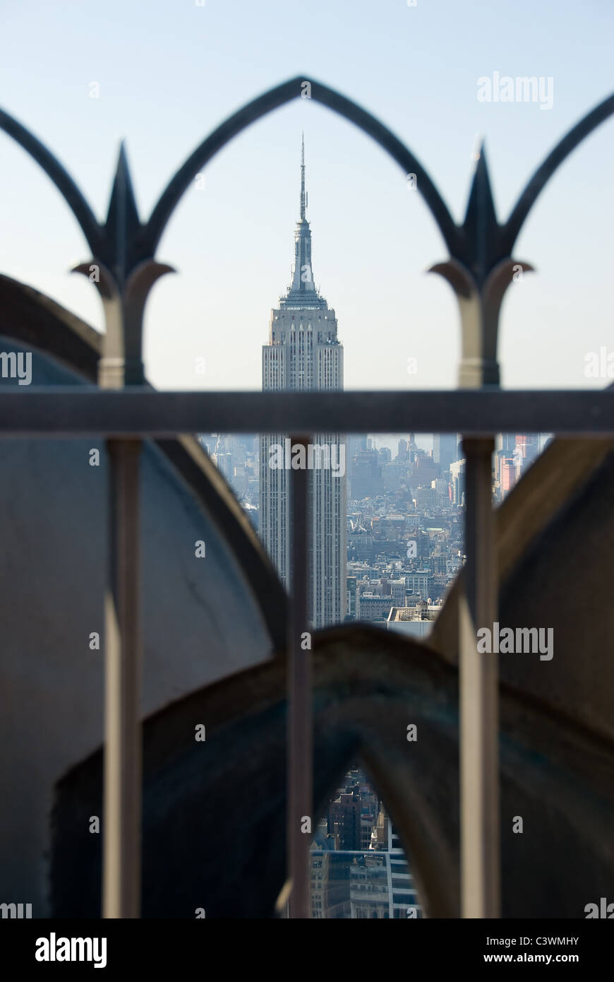 Empire State Building vom Rockefeller Center entfernt bauen Top of the Rock New York Stockfoto