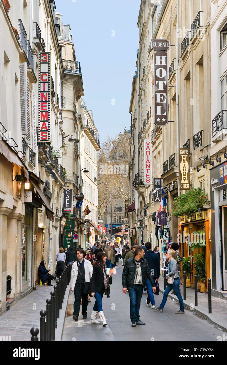 Paris Typisch Stockfotos und bilder Kaufen Alamy