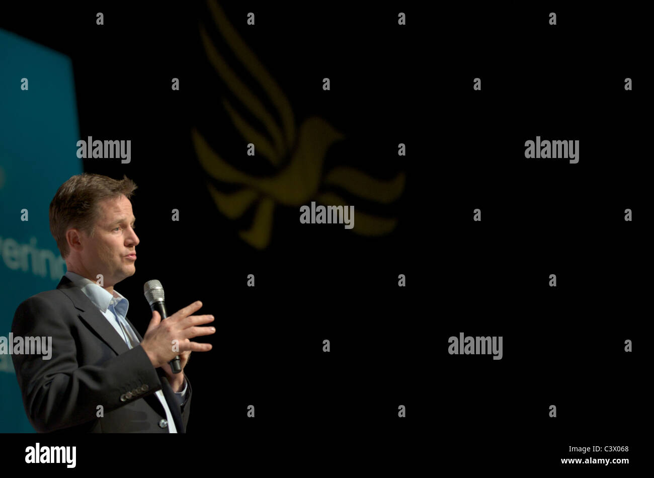 Vizepremier Nick Clegg besucht die Liberal Democrats Konferenz Rallye in Arena und Convention Centre Liverpool, England Stockfoto